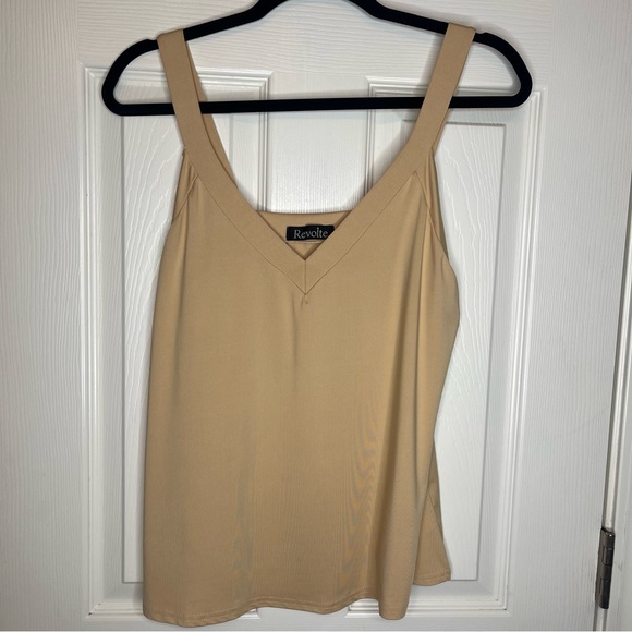 Revolte Tan Lightweight Basic Tank - Picture 1 of 6